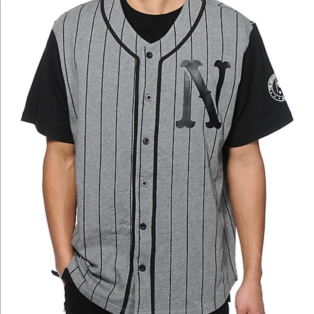 NEW Zumiez Neff jersey striped tee